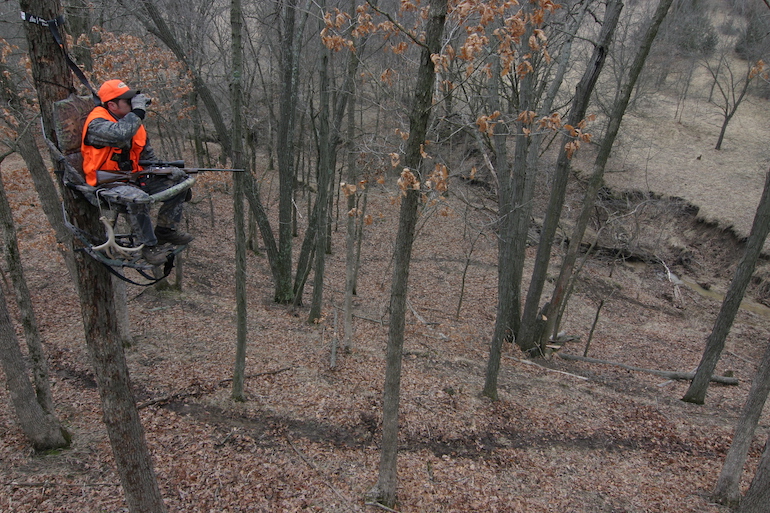 Rut Road Trip for Big Whitetails in the Midwest