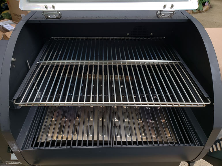 review camp chef woodwind pellet grill inside