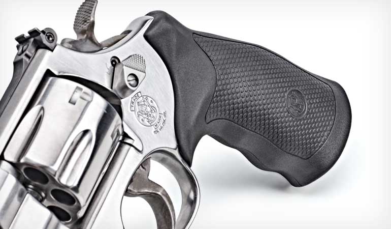 Smith-and-Wesson-Model-610-5