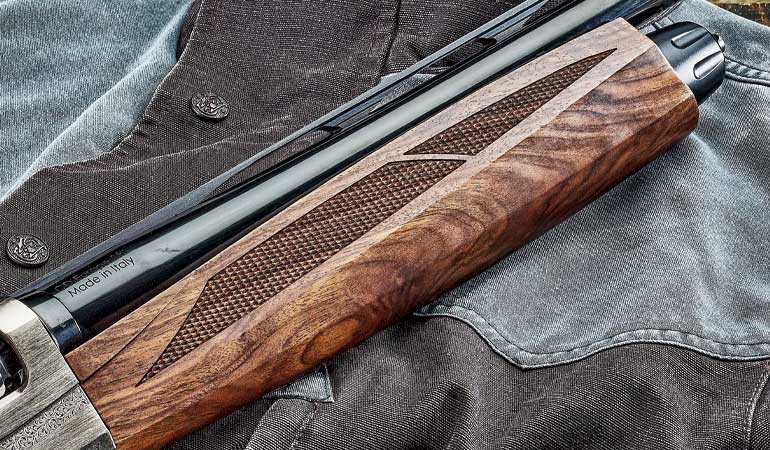 Weatherby-18i-Deluxe-2