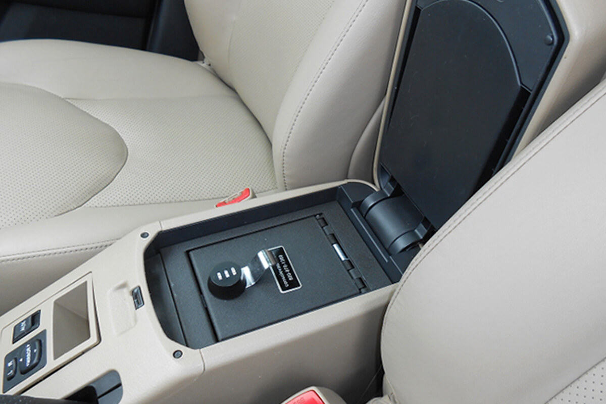 Console Vault In-Vehicle Safe for Electric Vehicles: First Look
