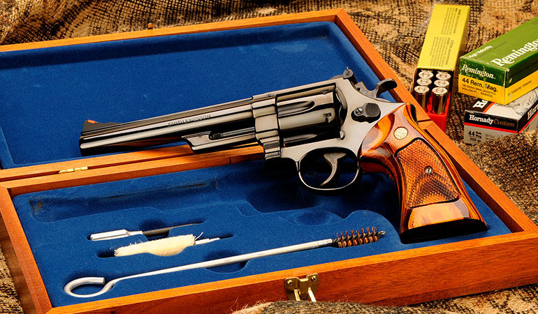 Smith & Wesson Model 29 - History and Beauty Shot