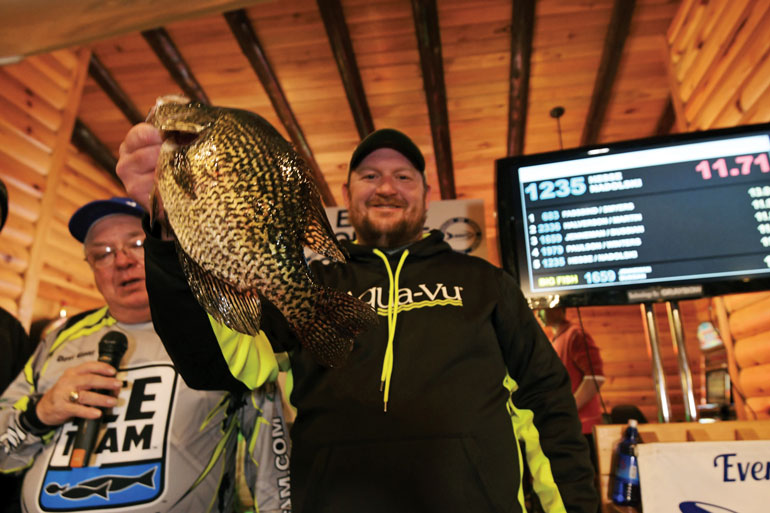 //content.osgnetworks.tv/infisherman/content/photos/Live-Scanning-Panfish-in-Tournamanets.jpg