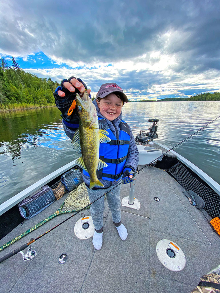 //content.osgnetworks.tv/infisherman/content/photos/RR-Youth-Fishing-1.jpg
