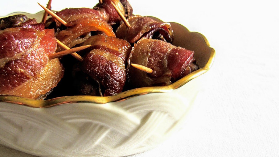 Slow Cooker Bacon-Wrapped Venison Recipe
