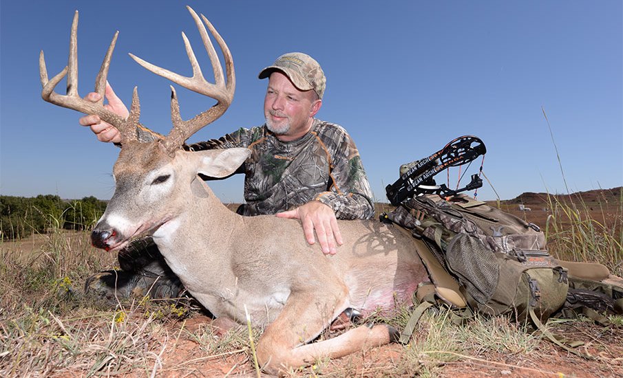 7 Tips for Deer Hunting a Warm, Slow Rut