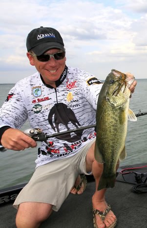 Great Lakes bass fishing legend Joe Balog differentiates his target species--as well as the larger species--thanks to new microtechnology.