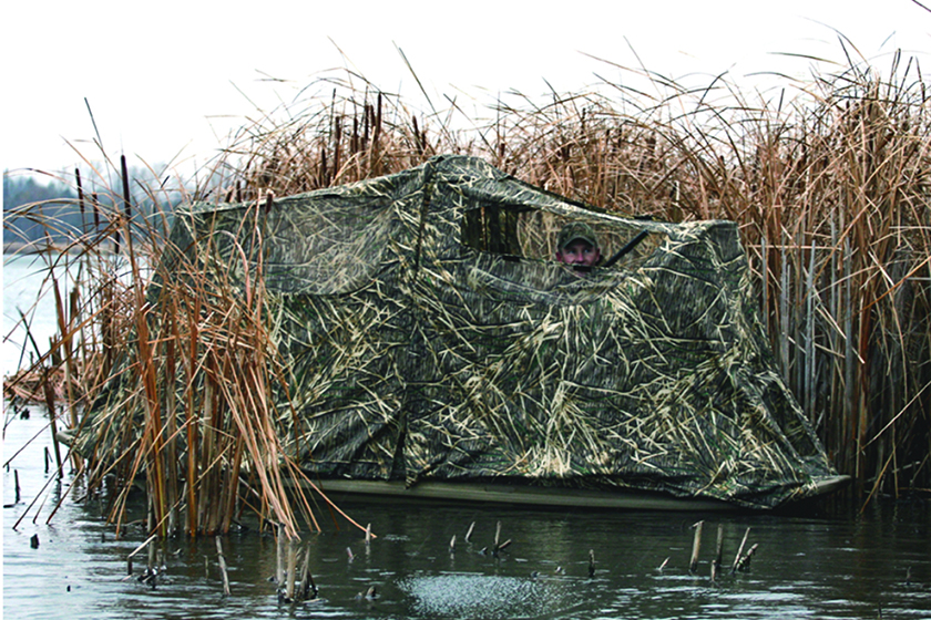 Beavertail stealth 2000 duck boat