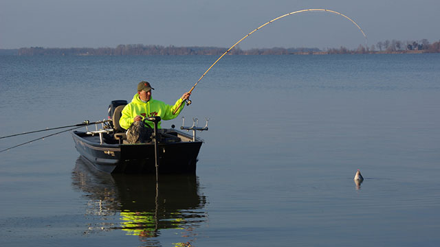 12 Ways to Work a Jig for More Panfish