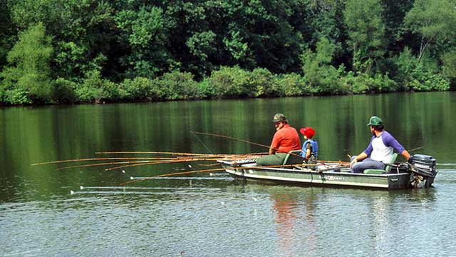 Catching Crappie with Old-Fashioned Cane Poles