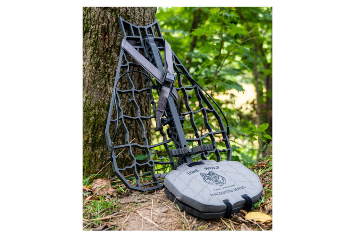 The Best Ladder Stands for Bowhunting (2024 Review)