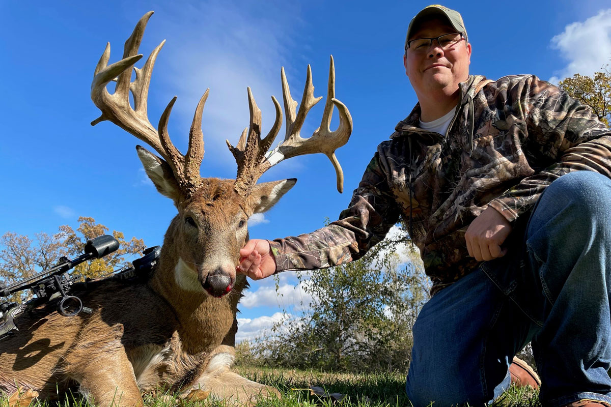 Michigan Hunter Takes 206-Inch Iowa Buck on Public Land