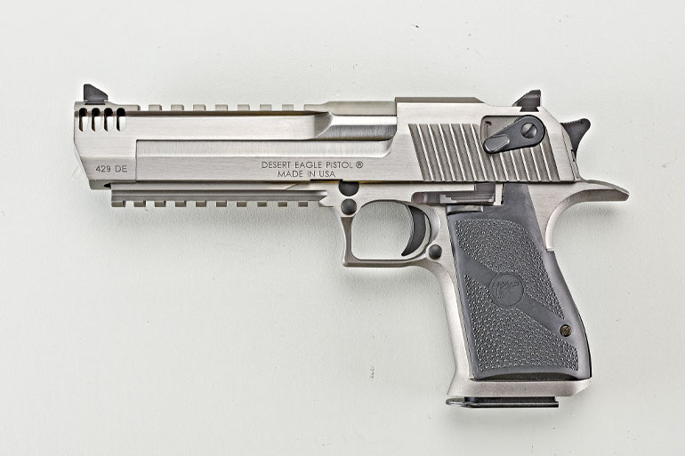 Desert Eagle: The Super Gun That Was a Complete Flop