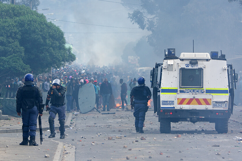 South African Armed Citizens Protecting Embattled Cities, Neighborhoods