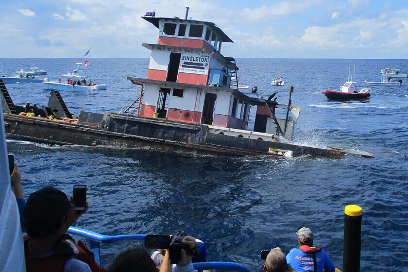 controlled sinking of a tug boat for artificial reef