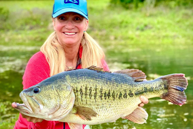 Possible World Record Largemouth Bass Landed From 10-acre Po - Fly