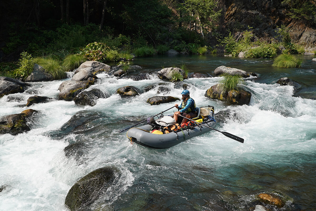 Compact and Durable Inflatable Fishing Raft