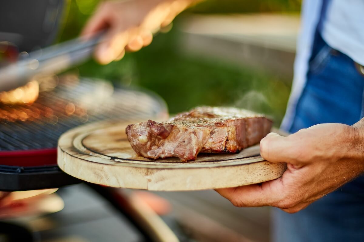 Backyard Ready: Grilling the Perfect Steak