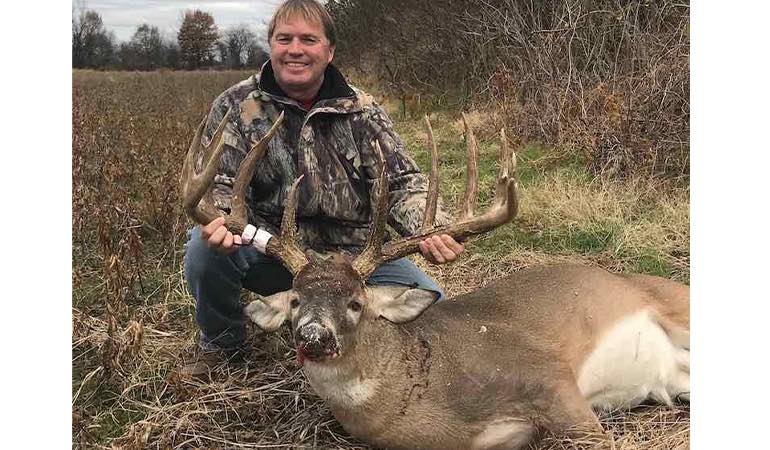 Decade's Best: William Lloyd's Record Whitetail