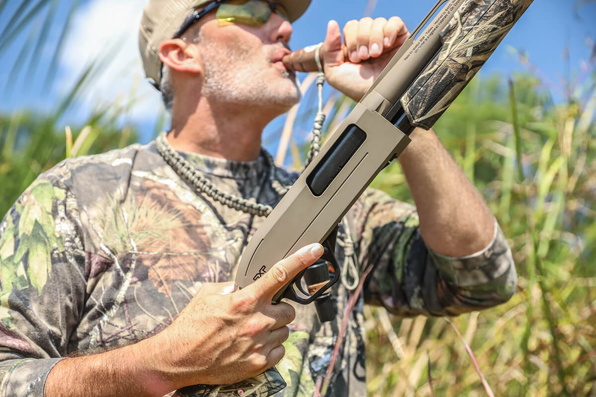 Winchester® SXP Waterfowl Hunter Pump-Action Shotgun in Mossy Oak Shadow  Grass Habitat