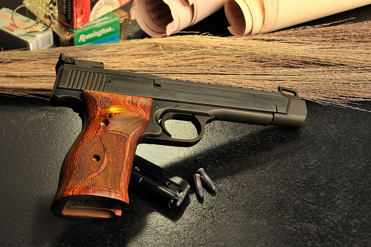 Smith & Wesson Performance Center Model 41 .22LR Pistol