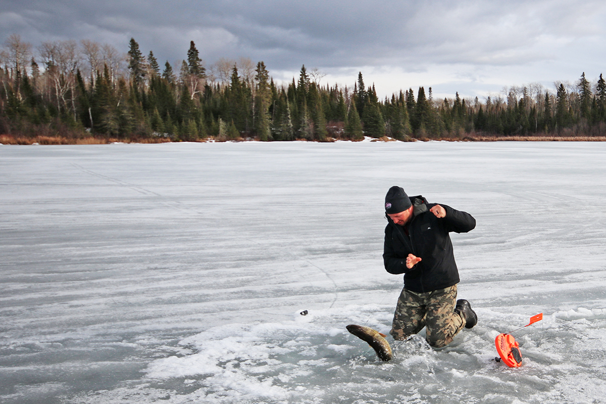 Ice Fishing Tip Up – Pro Tackle World