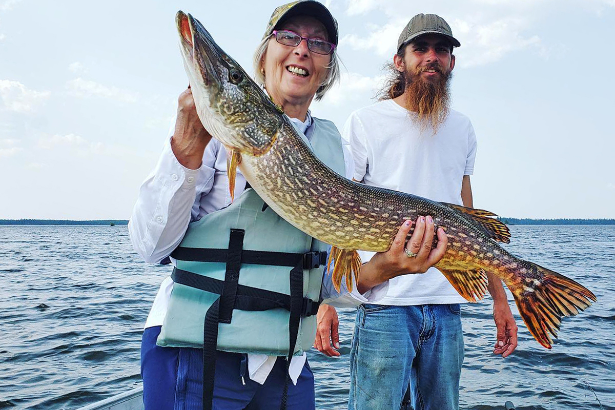 Lindner's Angling Edge - We just returned from a great fly-in fishing trip  to Northwest Ontario, Canada out of Birch Bark Lodge on Wigwascene Lake.  It's an incredible location - we took