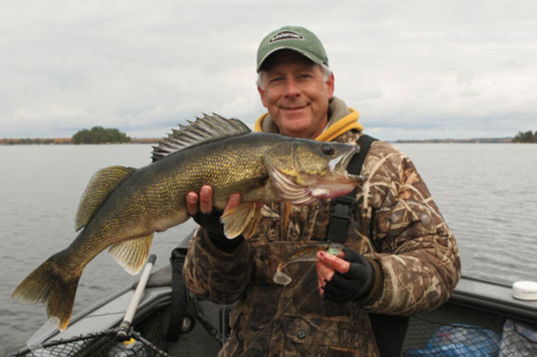 //content.osgnetworks.tv/infisherman/content/photos/Canadian-Shield-Walleyes.jpg