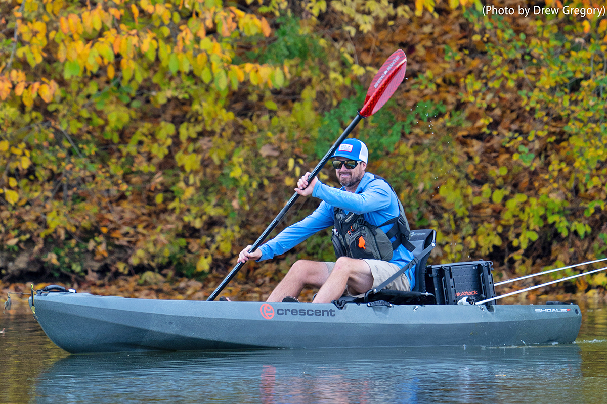 This motorized kayak can drive itself