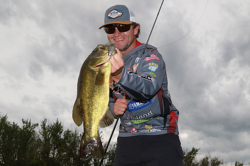 LESS is MORE For Bass Fishing SUCCESS! (Downsizing Your Lures) 