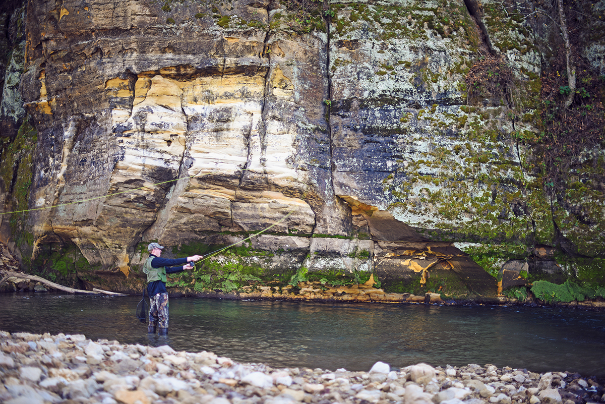 Trout Fishing in Northeast Iowa: An Angler's Guide to the Streams and Rivers of Iowa's Driftless Area [Book]