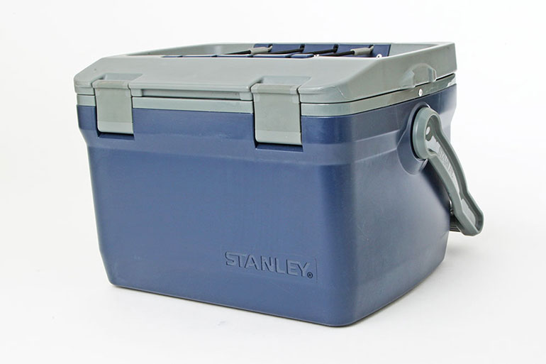Fishing Gear: Stanley Adventure Series Easy Carry Lunch Cooler