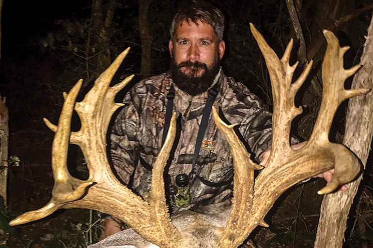 Large Buck Sticker deer hunting huge rack hunter sportsman vinyl window decal