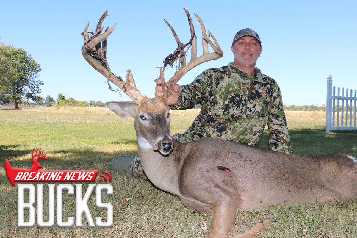 Kentucky Bowhunter Hears 197-inch Non-typical Coming on Injured Leg!