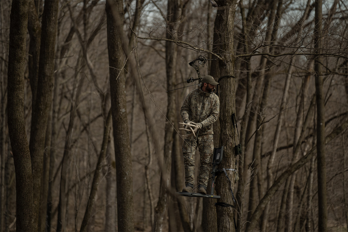 Kuiu Releases Technical Whitetail Hunting Clothing Line