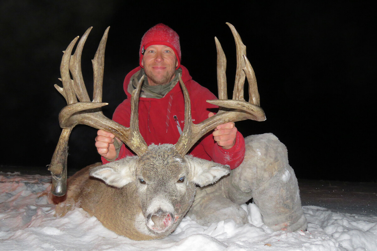 Saskatchewan Hunter Chases 218-inch Giant for Three Years - North American  Whitetail