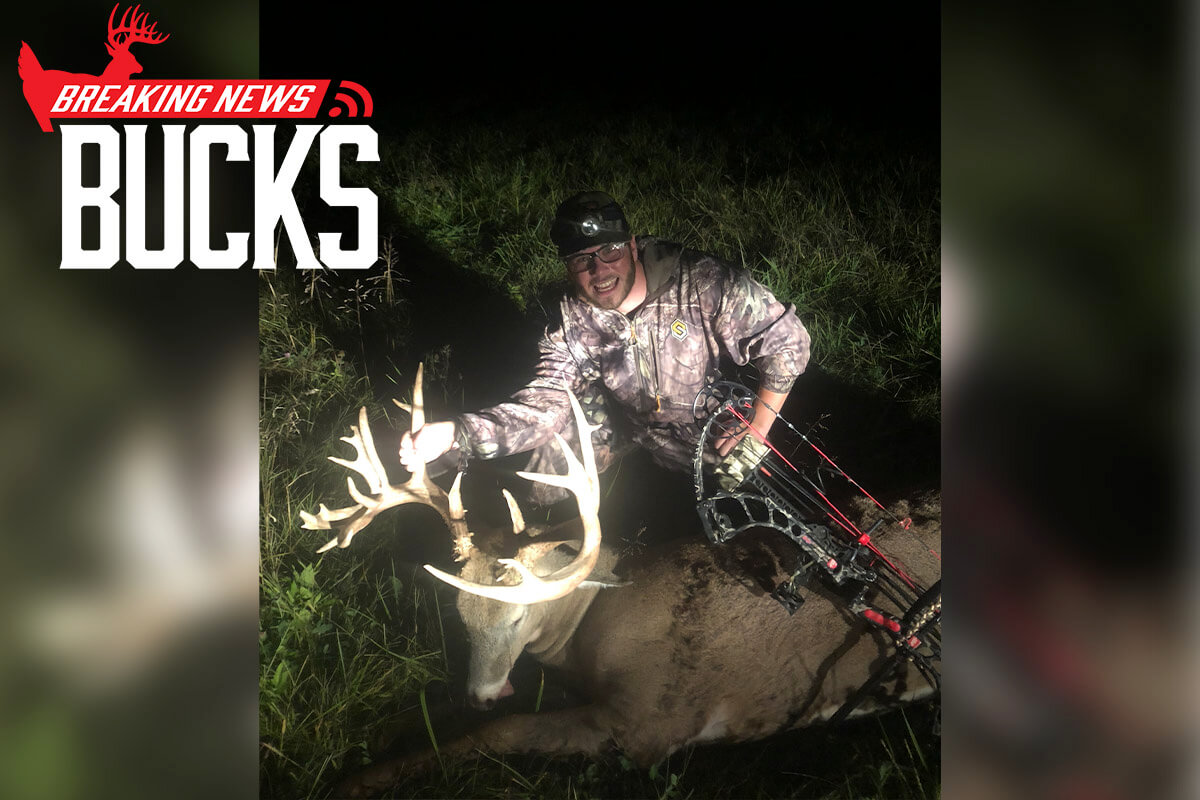 Iowa Bowhunter Goes Stealth Mode with a Tree Saddle to Bag 194-inch Non-typical