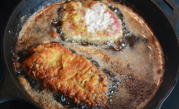 chicken-fried venison steak recipe frying