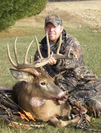Dan Berkholder with a 2009 Wisconsin Whitetail