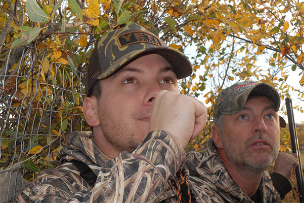 harrison lindsey and darryl worley duck hunting