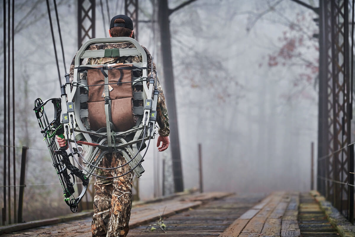 Climbing Stands: Still Popular with Bowhunters - Petersen's Hunting