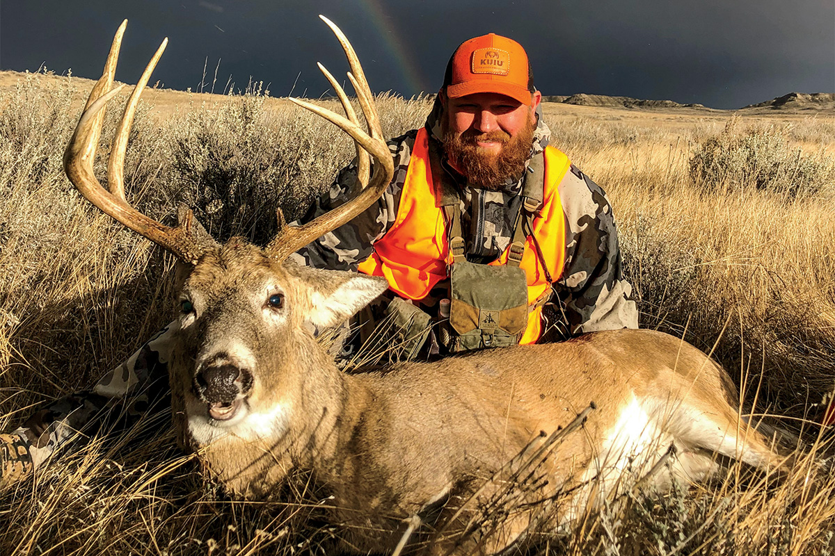 Deer Hunting Opportunities On The Right Side Of Montana - Petersen's ...