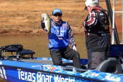Omori edges Lucas for Qualifying Round win - In-Fisherman