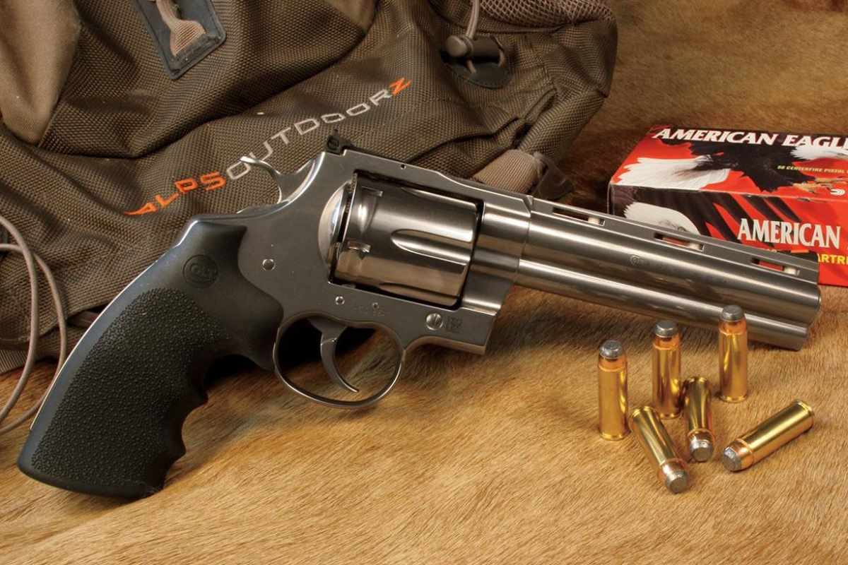 Colt Anaconda DA/SA Centerfire .44 Magnum Revolver