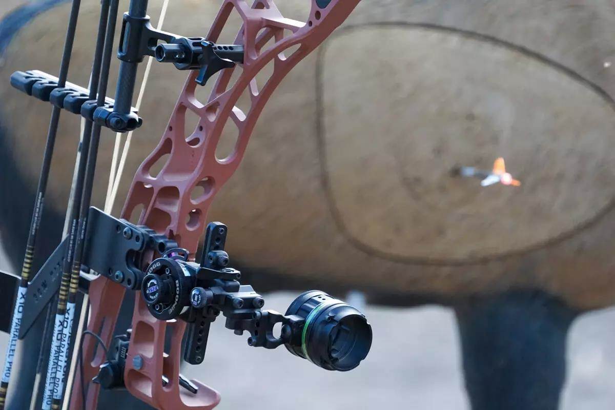 オゾンハイポツク Field Tested: Gain 30 Extra Yards with Spot-Hogg's PRIZ - Bowhunter