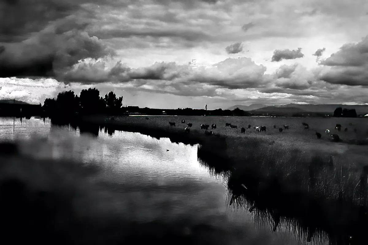 A black and white photo of California's Fall River.