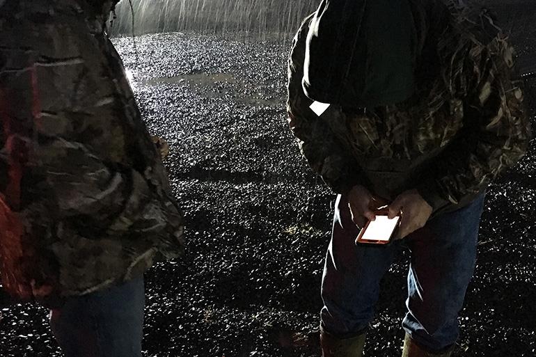 Late-season waterfowl hunting in adverse conditions