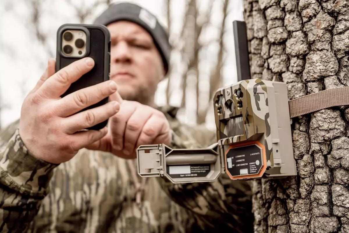 Moultrie Mobile Edge Pro Cell Trail Cams Feature AI Capabilities