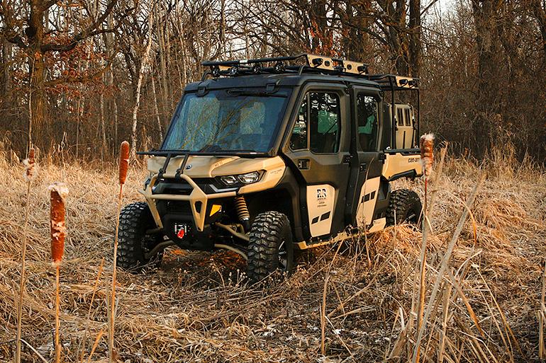 Can-Am Defender Max (Photo 3)