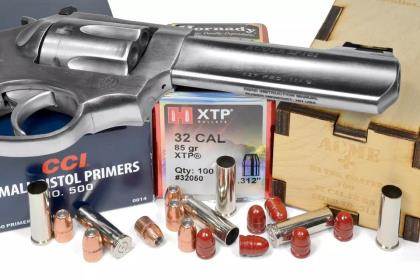 The .32 H&R Magnum - Shooting Times